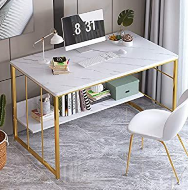 Meja belajar dengan kaki logam berlapis emas